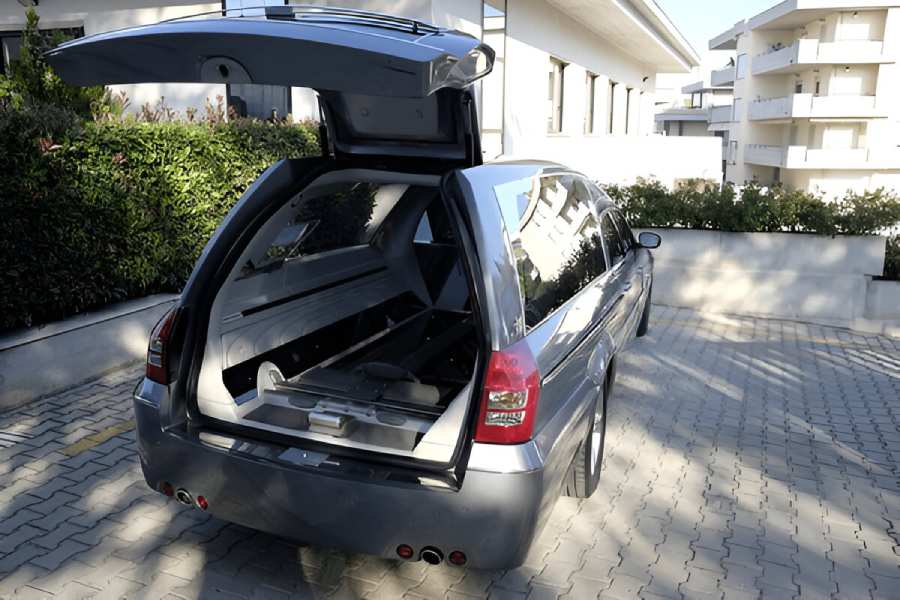 funeral-wagon funeral-wagon